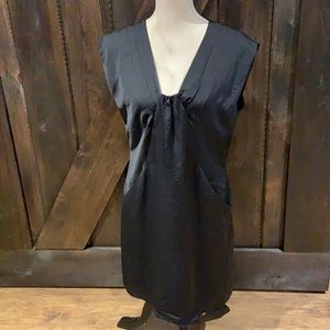 Como black low dip dress